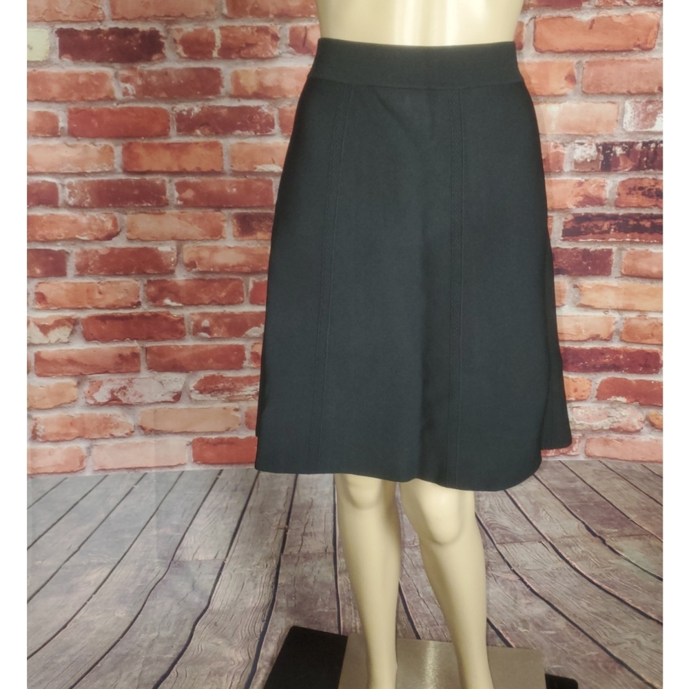 Tommy Hilfiger Black A-Line Skirt  NWT - Picture 3 of 4